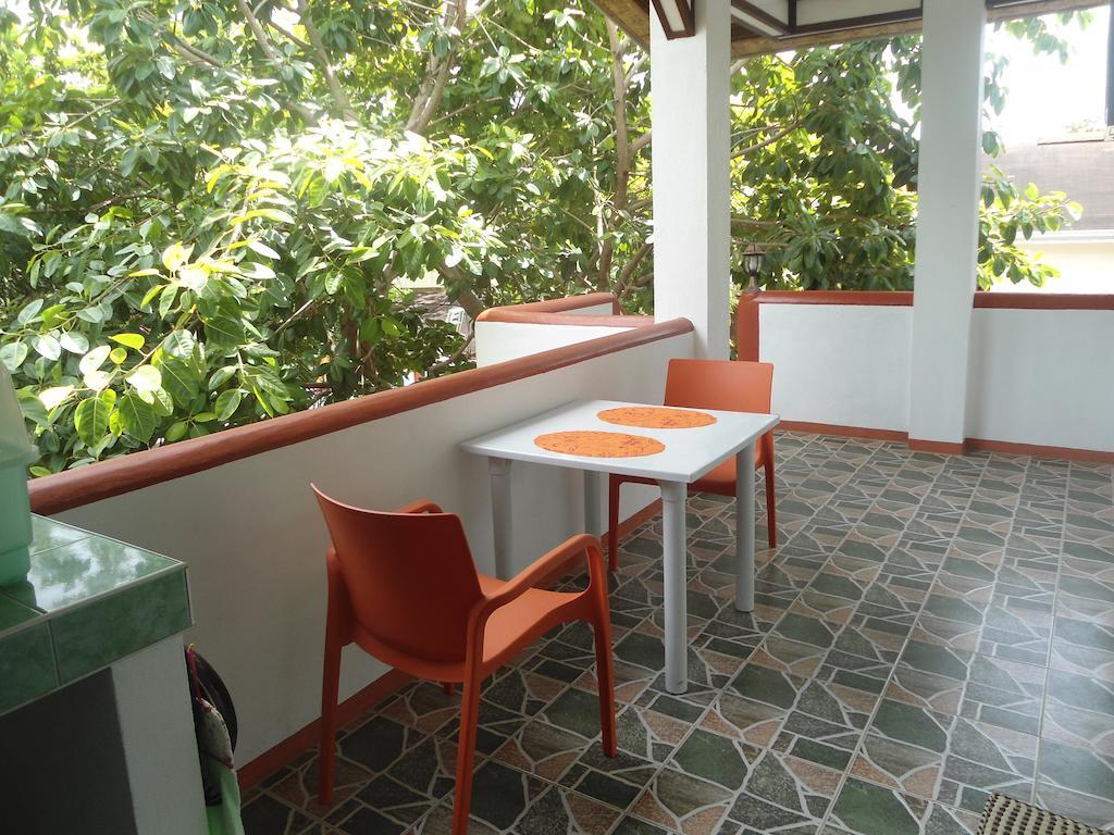 Menchu'S Pension House Panglao Oda fotoğraf